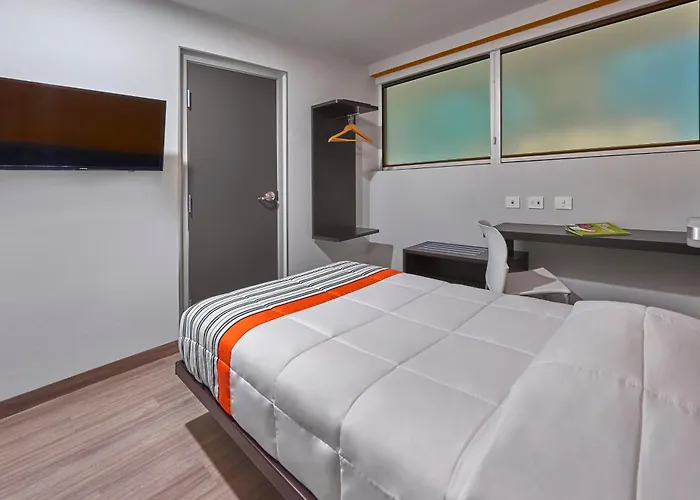 Hotel Express Junior By Marriott Ciudad De Zona Reforma