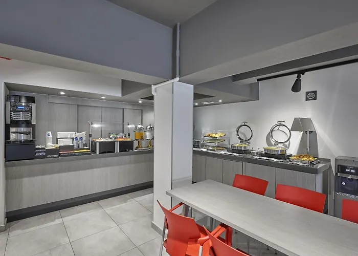 Express Junior By Marriott Ciudad De Zona Reforma Hotel 3*