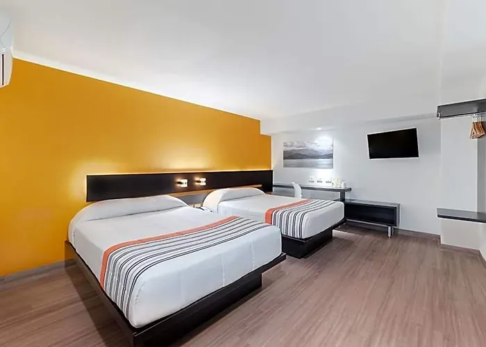Express Junior By Marriott Ciudad De Sullivan 3*