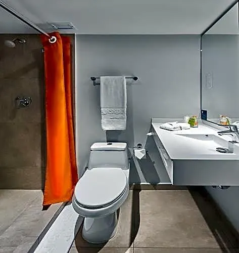 Hotel Express Junior By Marriott Ciudad De Sullivan Città del Messico